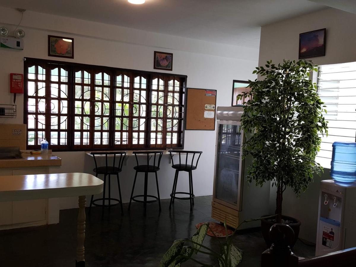 Citadel Alona Inn Panglao Island Exterior photo