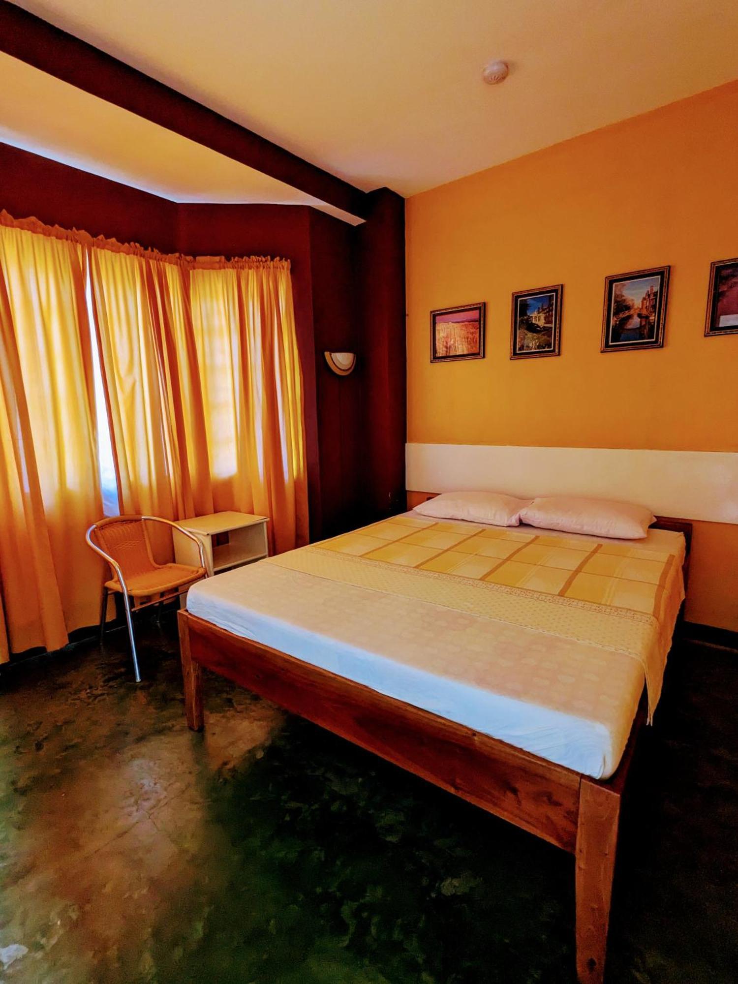 Citadel Alona Inn Panglao Island Exterior photo